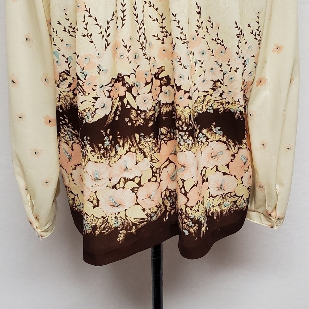 VINTAGE 1960s Boho Yellow Multi-color Floral Long Sleeves Button Up Day Blouse - Picture 12 of 14
